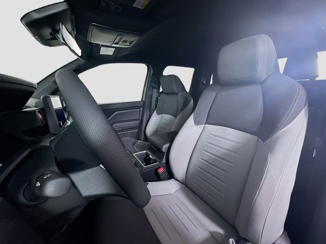 2025 Toyota Tacoma TRD Off Road - Photo 20