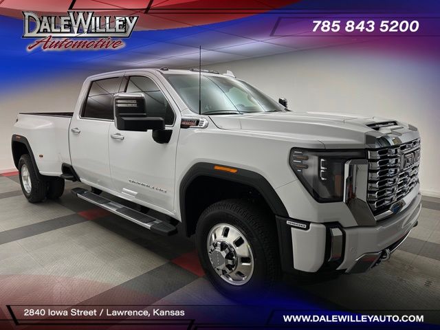 2026 GMC Sierra 3500HD Denali Crew Cab 4WD
