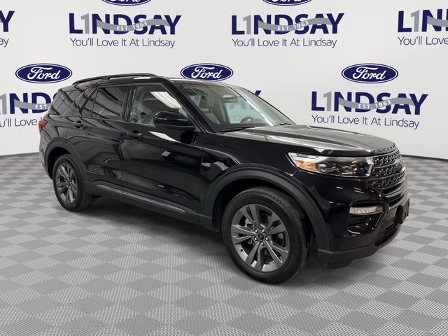 2023 Ford Explorer XLT AWD