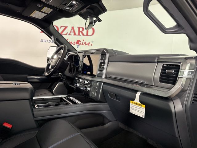2025 Agate Black Metallic Ford Super Duty F-350 SRW Platinum 4X4 Truck