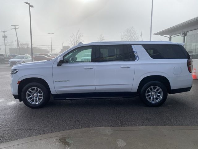 2021 Chevrolet Suburban LT photo