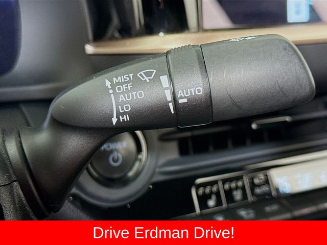 Used 2025 Toyota Crown Sedan