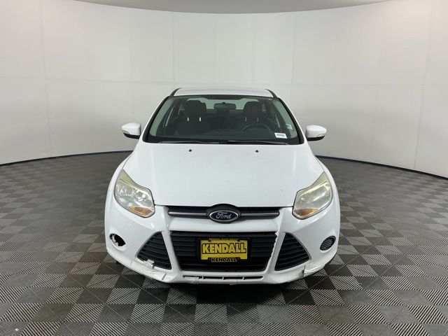 Used 2014 White Ford SE image 2