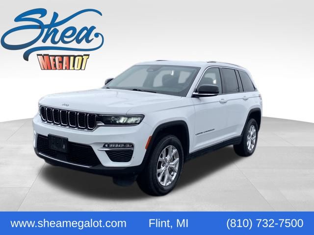 Bright White Clearcoat 2023 Jeep Grand Cherokee SUV / Crossover Four-Wheel Drive 8-Speed Automatic