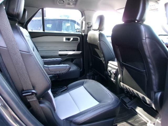 used 2022 Ford Explorer car, priced at $33,396