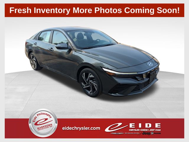  2024 Hyundai Elantra SEL FWD   