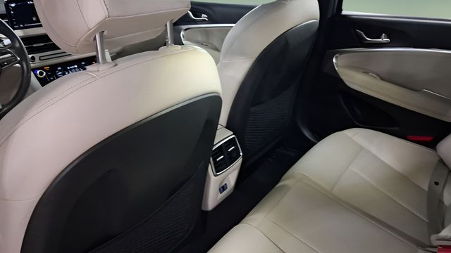 Used 2025 Genesis G70 Sedan