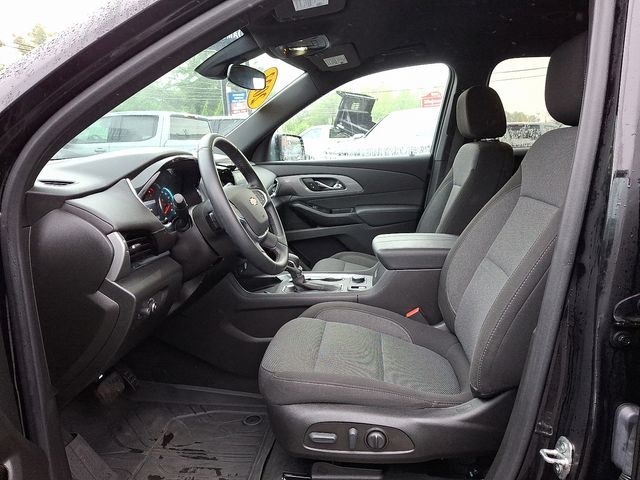 2023 Chevrolet Traverse LT photo