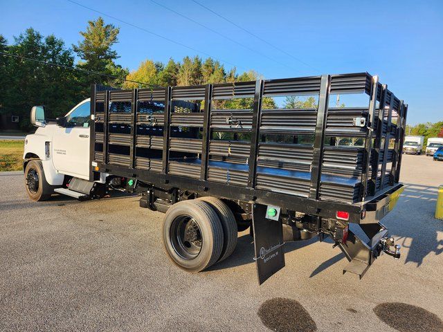 New 2024 Chevrolet Silverado 5500 - photo 2