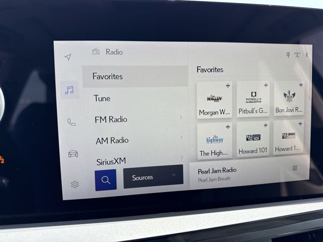 2025 Lexus ES - $46,998