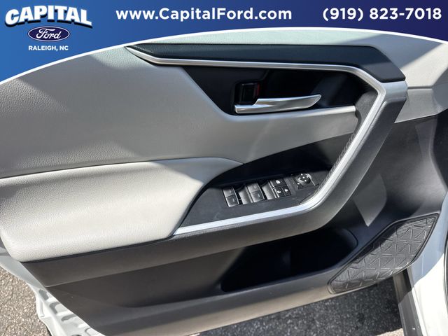 Used 2023 White Toyota XLE image 20
