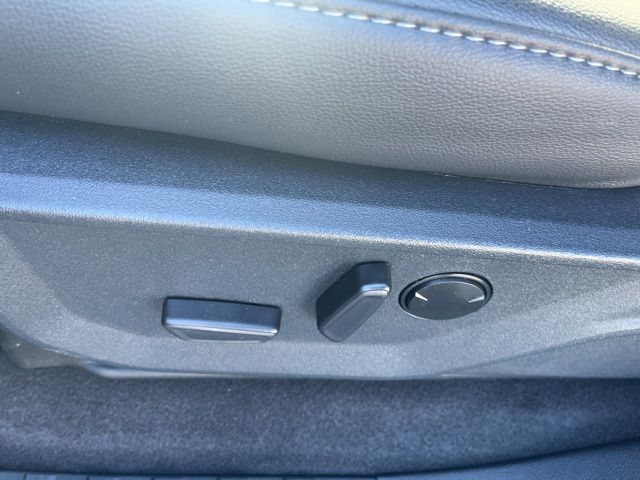 2025 Ford F-150 Lariat:167960