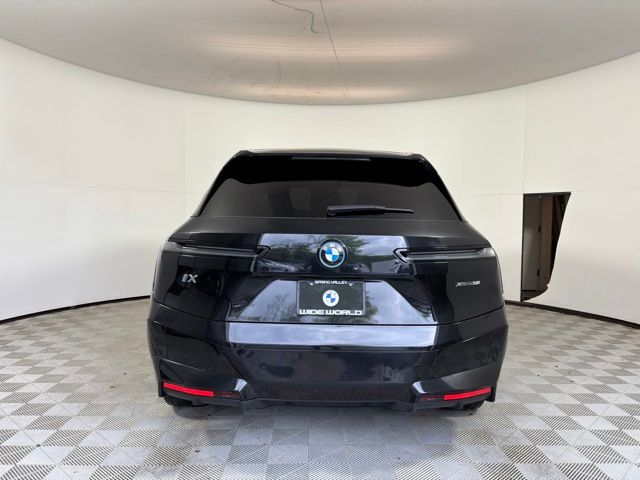 Used 2023 Black BMW xDrive50 image 6