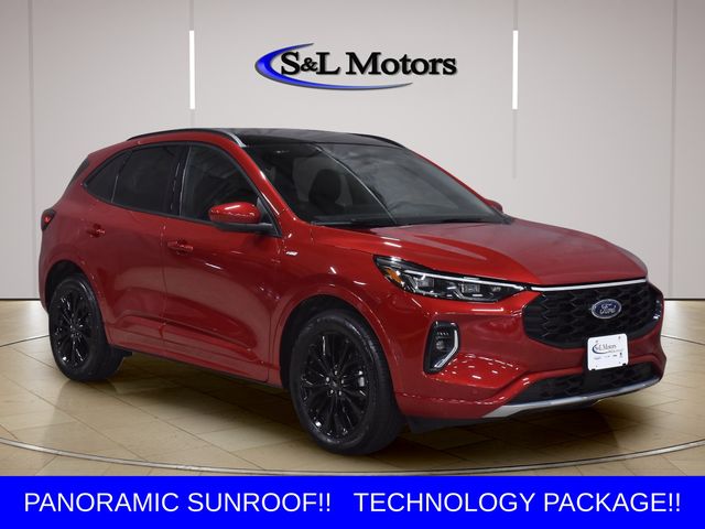  2023 Ford Escape ST-Line Elite AWD   