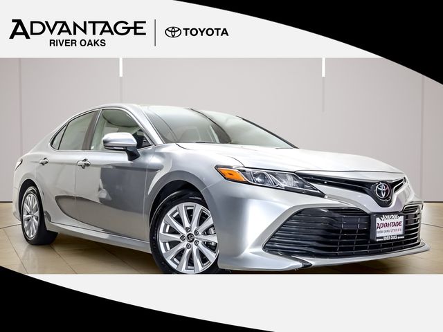 Celestial Silver Metallic 2020 Toyota Camry Sedan Front-Wheel Drive 8-Speed Automatic