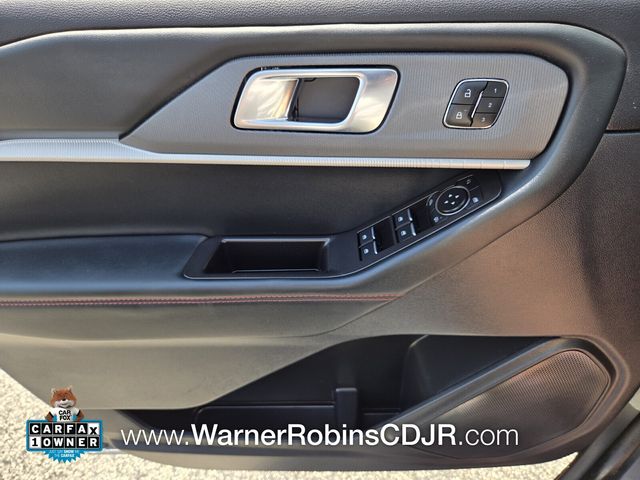 Used 2025 Ford Explorer SUV
