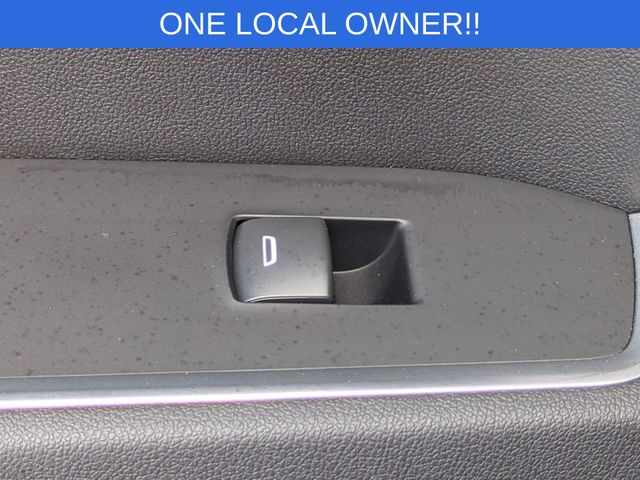 Used 2025 Gray Chevrolet RST image 30