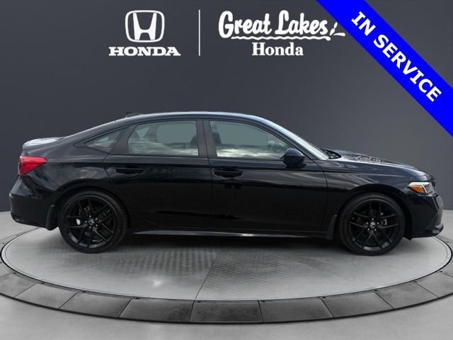 View vehicle photo 5