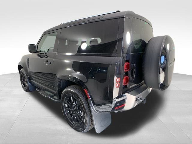 2025 Land Rover Defender 90 X-Dynamic SE 5