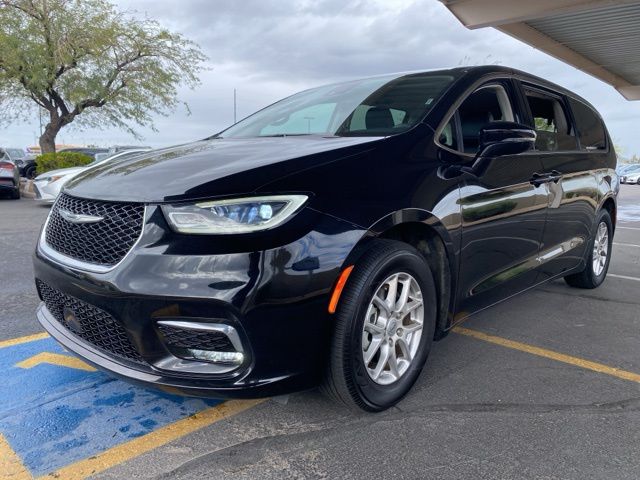 224152020 Chrysler Pacifica Touring L