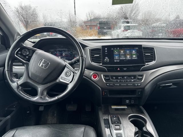 used 2021 Honda Pilot car, priced at $22,997