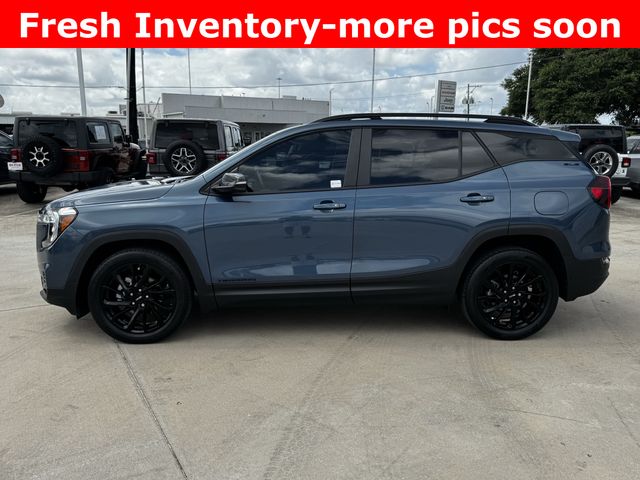 2024 GMC Terrain SLE Blue at AutoSavvy Houston Northwest