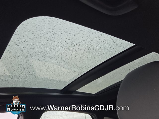 Used 2025 Black Kia GT image 19