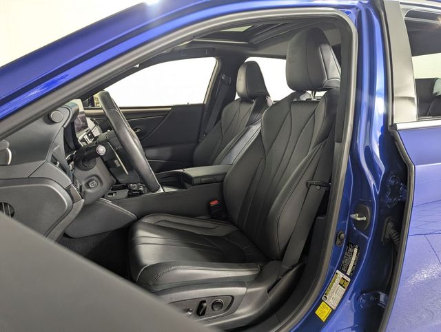 used 2024 Lexus ES car, priced at $43,981