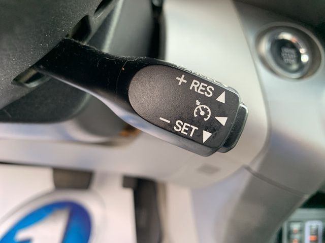 2010 Toyota RAV4 Limited photo