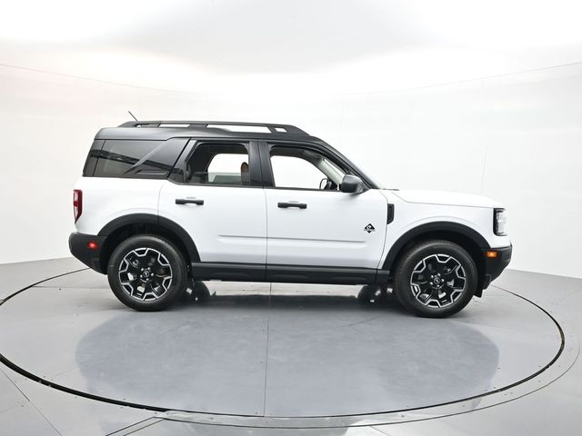 New 2026 White Ford Outer Banks image 8