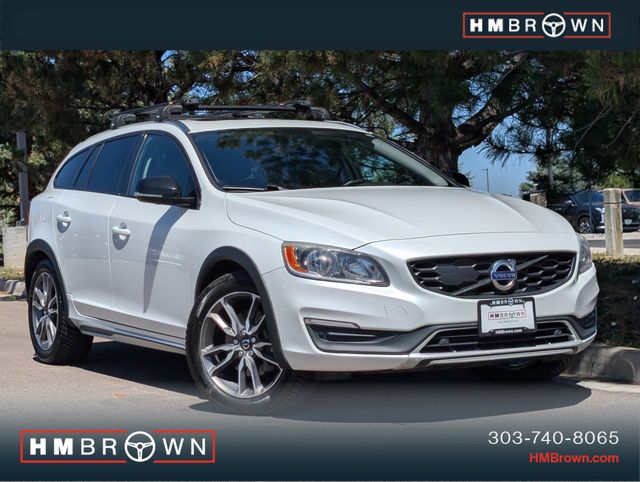 2016 Volvo V60 Cross Country