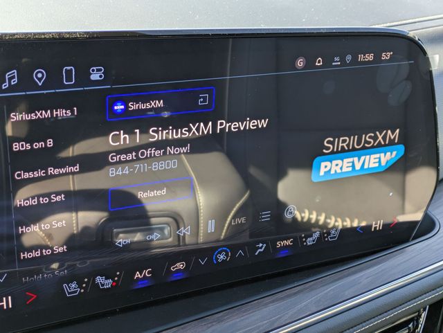 2025 Chevrolet Suburban Premier photo