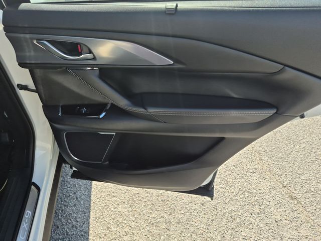Used 2021 White Mazda Grand Touring image 33