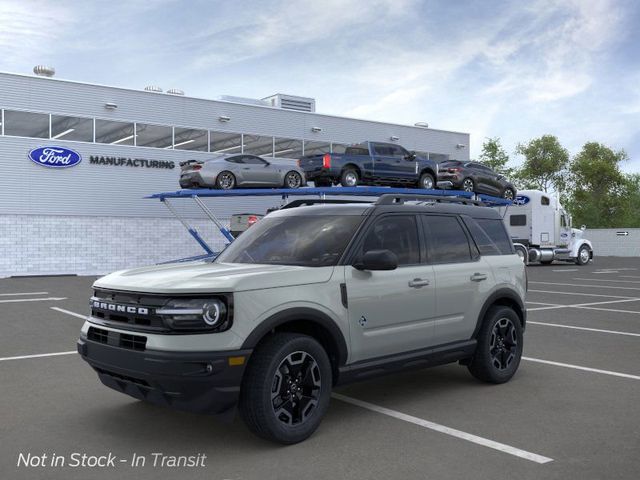 2024 Ford Bronco Sport Outer Banks 2