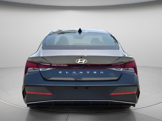 2026 Hyundai Elantra - $21,659