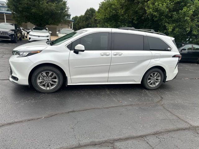 Used 2025 Toyota Sienna Van