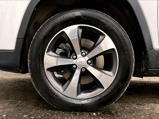 2020 Jeep Cherokee Limited White at Subaru and VW of Moon Township