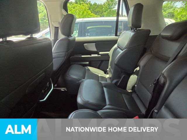 Used 2025 Gray Ford Active image 4