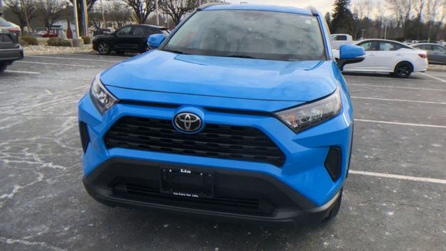 2019 Toyota RAV4 LE 3