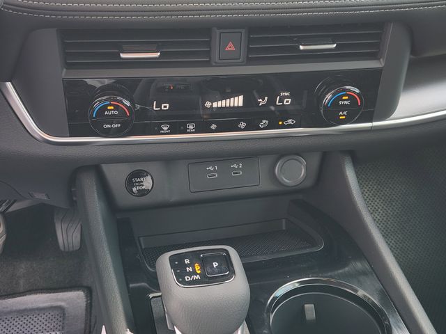 2026 Nissan Rogue SV photo 12