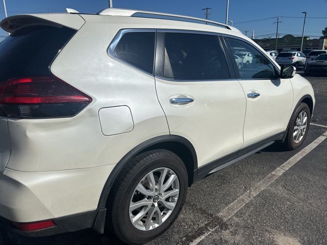 2018 Nissan Rogue SV 7