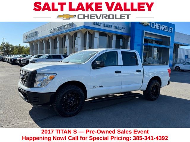 Glacier White 2017 Nissan Titan S Crew Cab 4WD Pickup Truck Four-Wheel Drive 7-Speed Automatic
