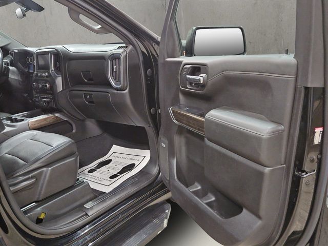 2020 Black Chevrolet Silverado 1500 RST 4X4 Truck