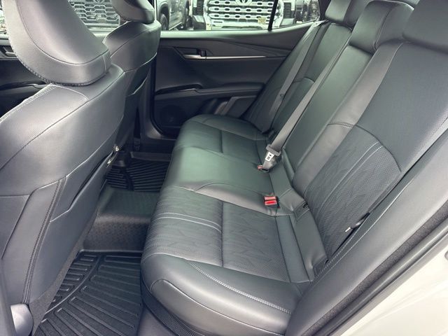 2025 Toyota Camry XSE - Photo 12