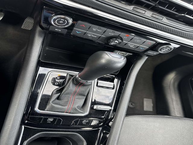2024 Jeep Compass Trailhawk White/off-white at Ross Downing Buick GMC