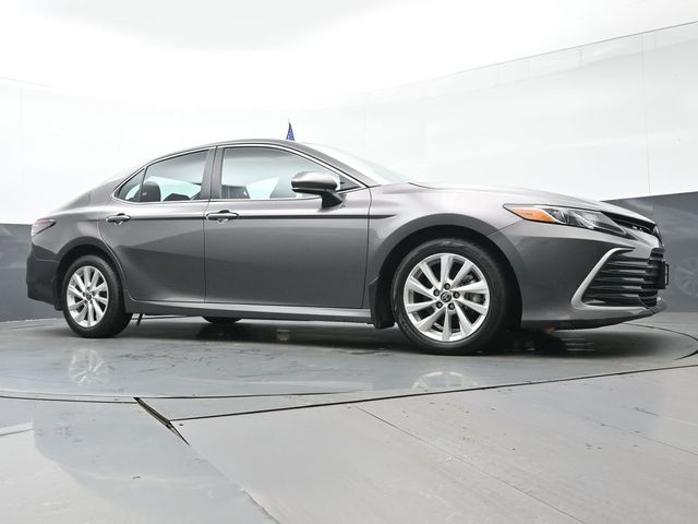 2021 Toyota Camry LE 37