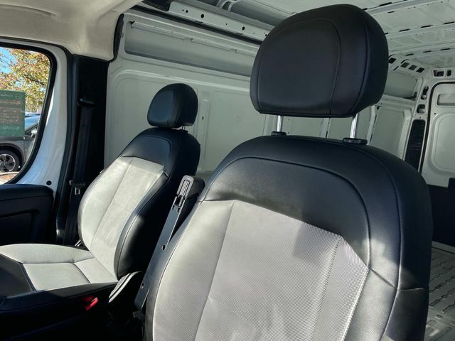 2023 Ram ProMaster 2500 High Roof 16