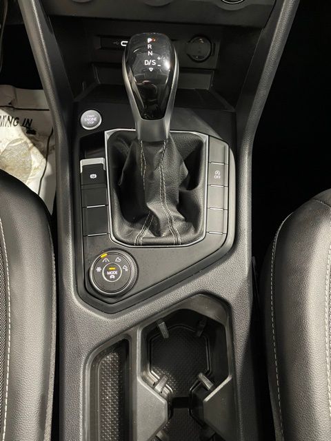 2022 Volkswagen Taos 1.5T SE photo