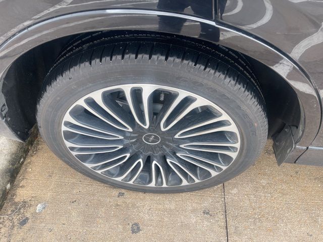 2025 Lincoln Aviator Black Label Black at Gullo Toyota