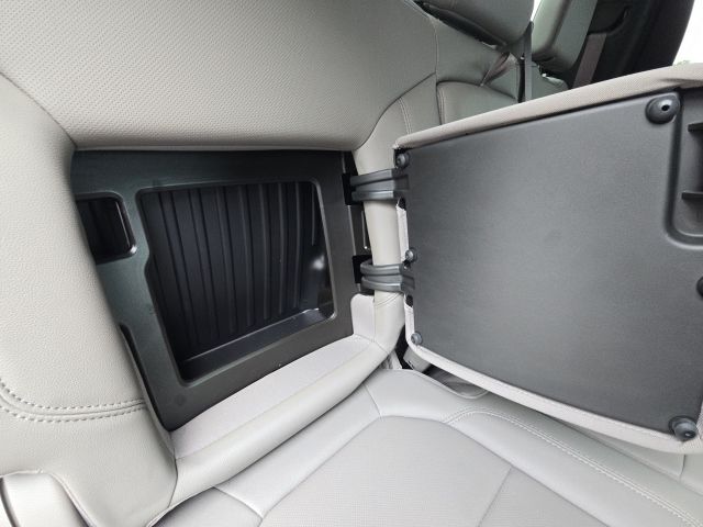 2022 GMC Sierra 1500 Limited SLT:166844B